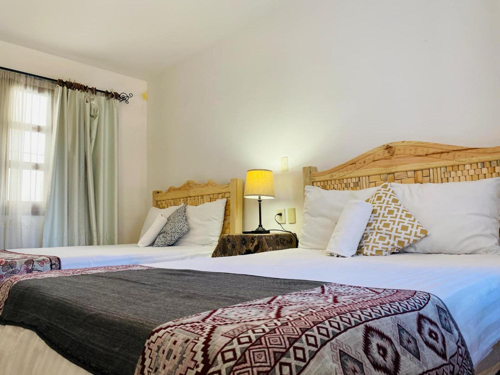 Hotel Gu ซานกริสโตบัล เด ลาสกาซาส ภายนอก รูปภาพ